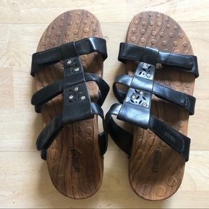 Orthaheel adjustable strap sandals